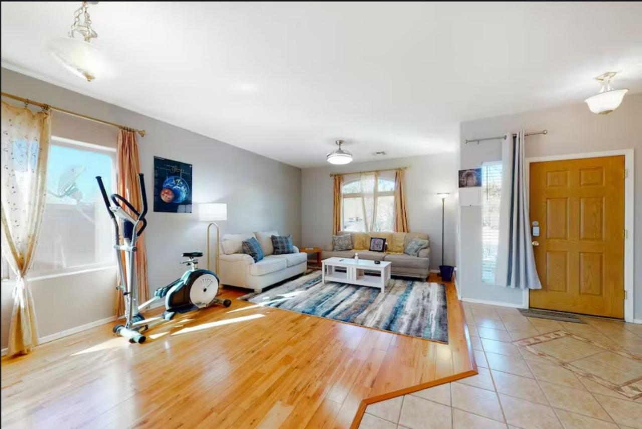 New! Stunning Peaceful Peoria Home - Very Close To Sports Complex Buitenkant foto