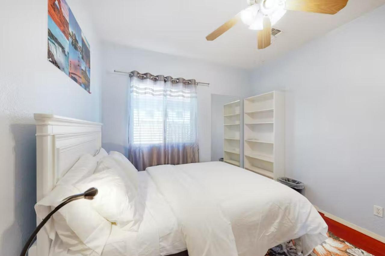 New! Stunning Peaceful Peoria Home - Very Close To Sports Complex Buitenkant foto